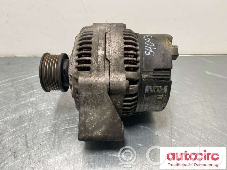 Mercedes-Benz 190 W201 Ģenerators 