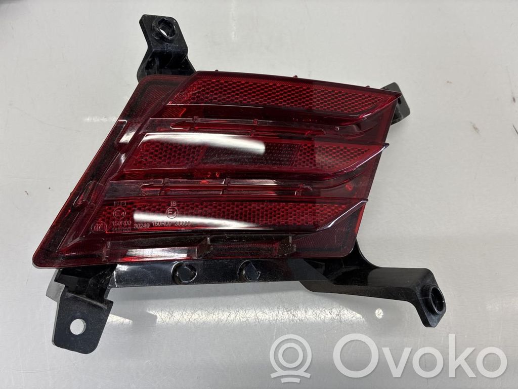 Rear bumper light   11555302,11555302