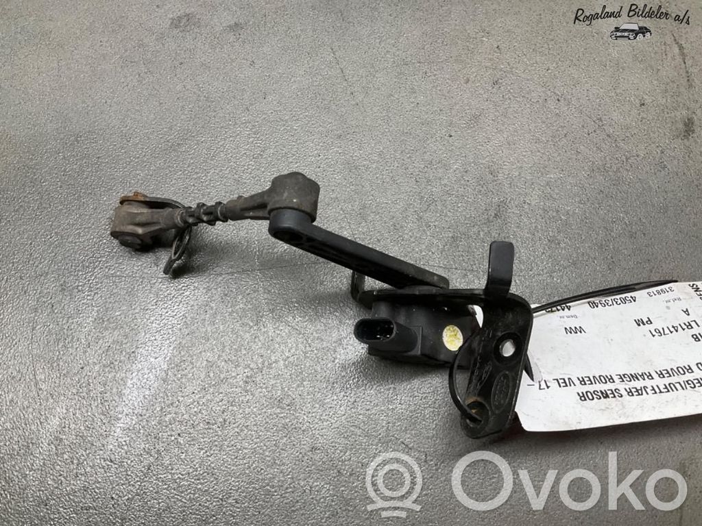 Land Rover Range Rover Velar Air suspension front height level sensor 