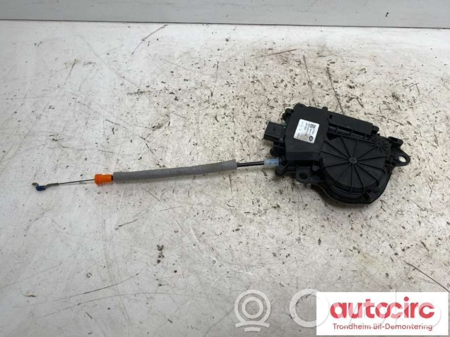 Jaguar E-Pace Tailgate lock latch 