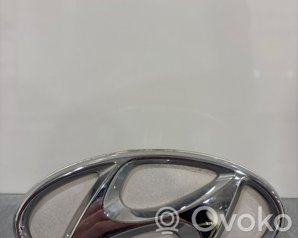 Hyundai i30 Siglă fabricant/emblemă 
