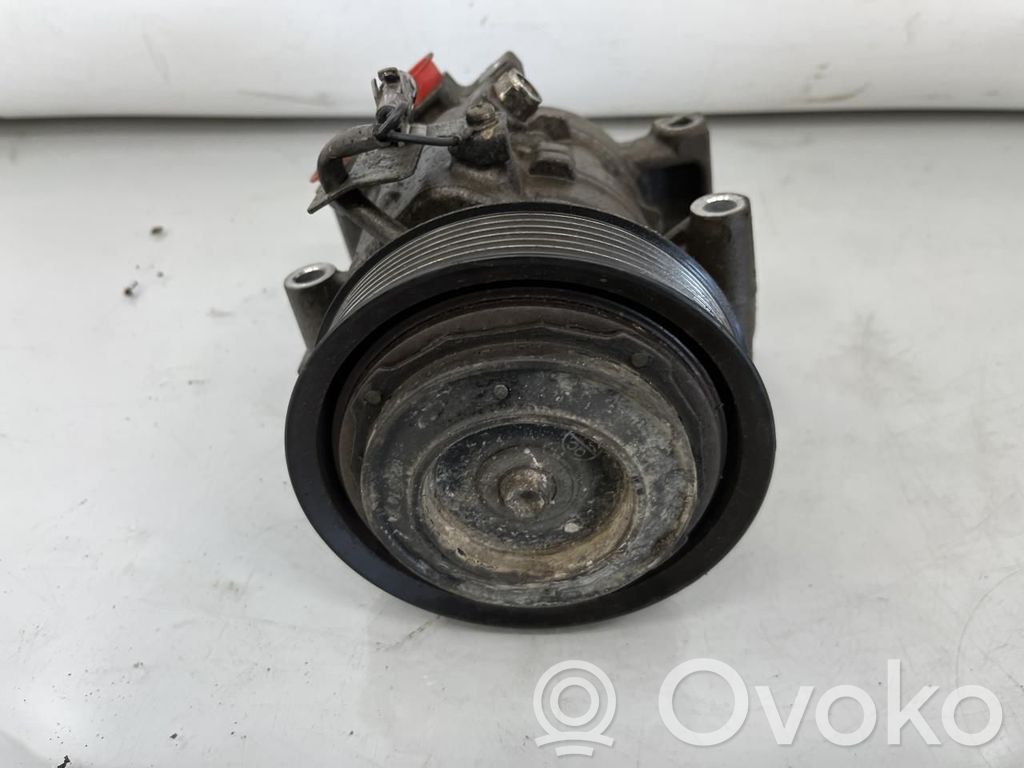 Toyota Hilux VIII Compressore aria condizionata (A/C) (pompa) 