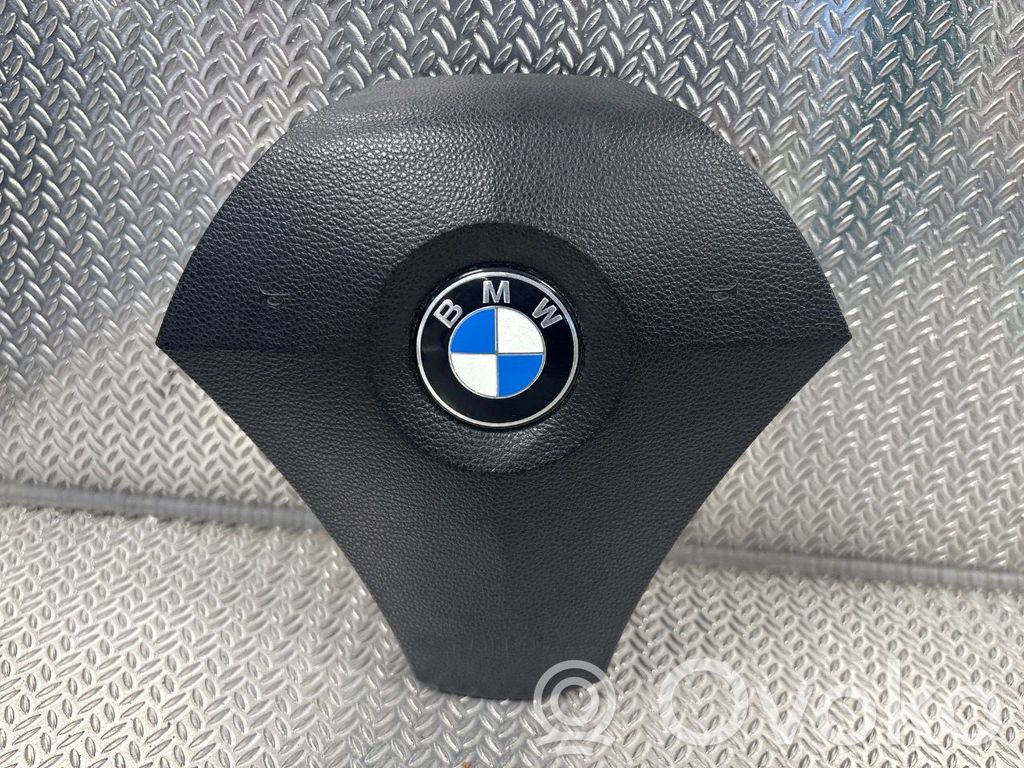 BMW 5 E60 E61 Vairo oro pagalvė 