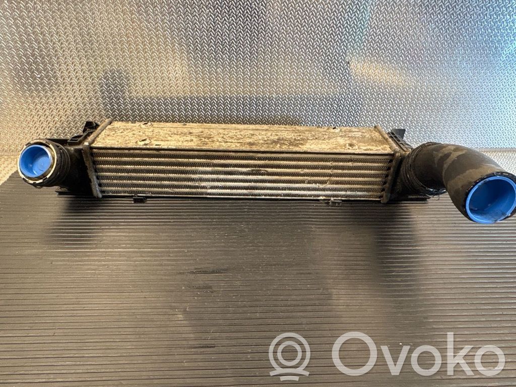 BMW 3 E90 E91 Intercooler radiator 