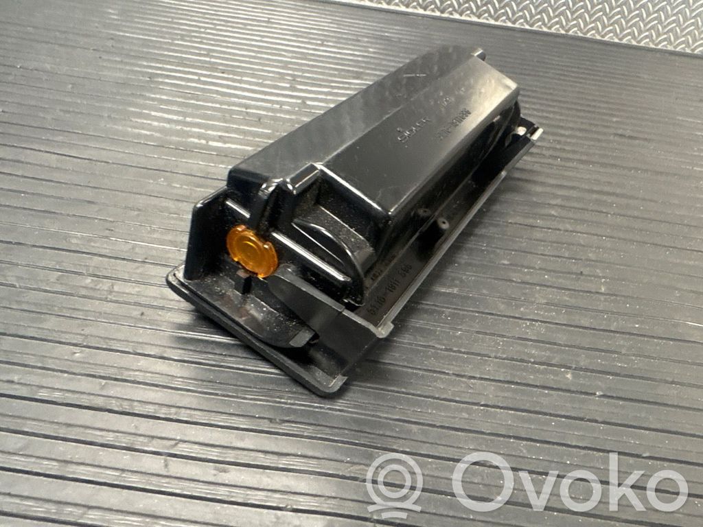 BMW 3 E30 Pelnutrauks (aizmugurē) 