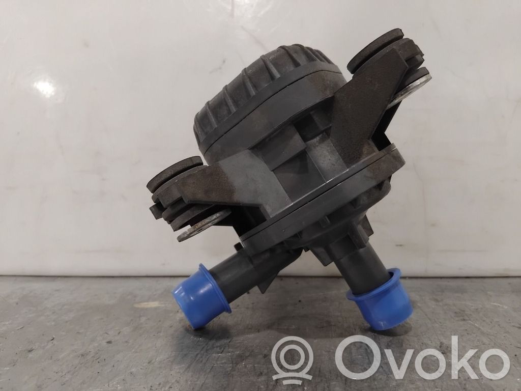 Mitsubishi Outlander Webasto Kiertovesipumppu 