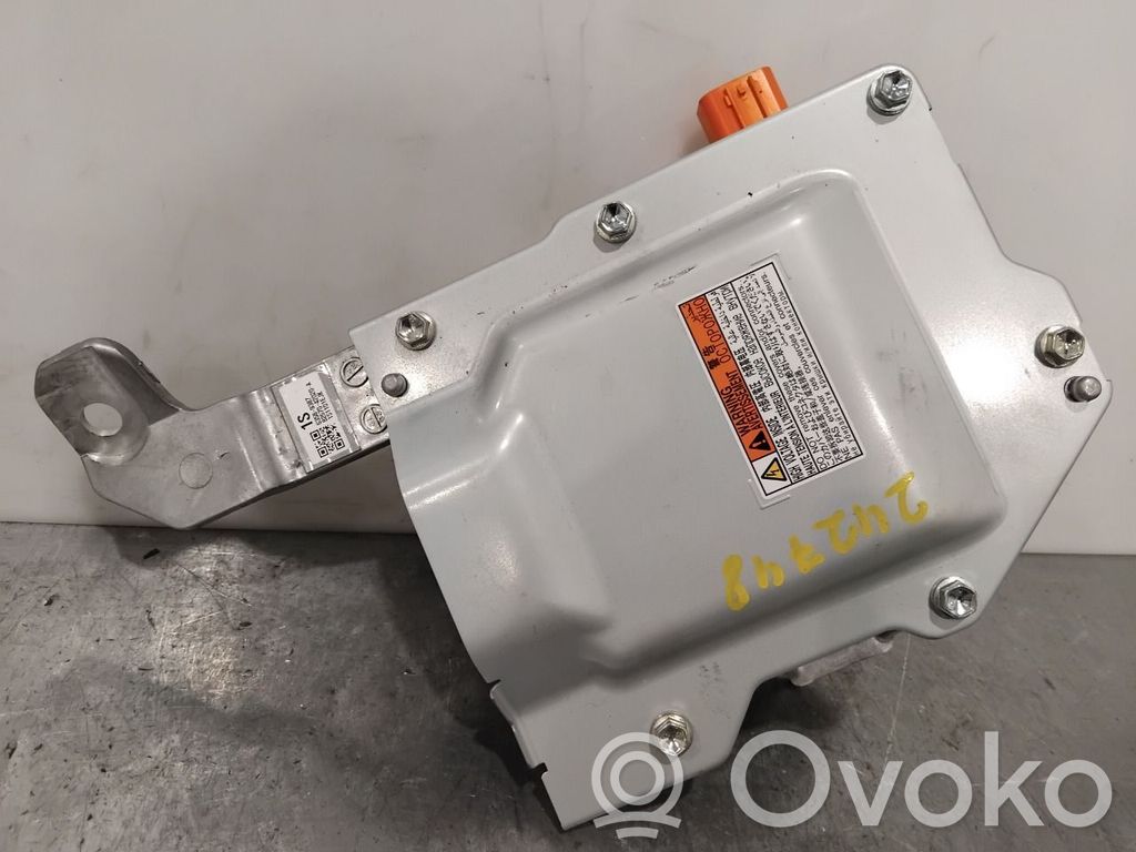 Toyota RAV 4 (XA50) Convertor-inversor tensiune 