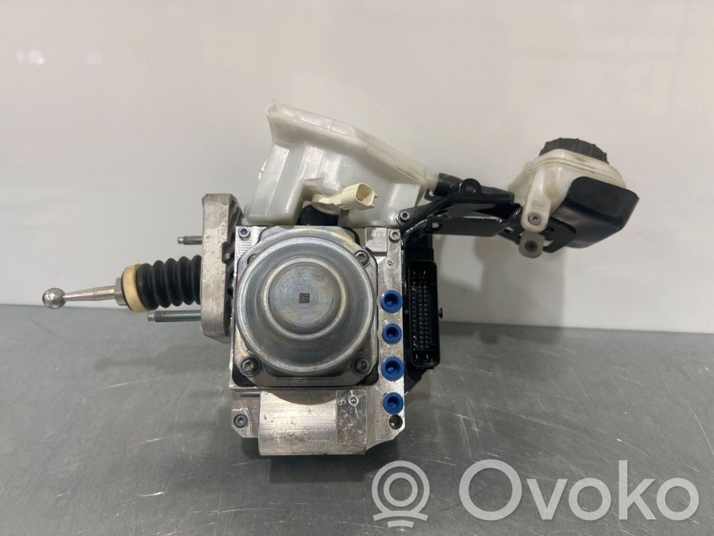 Volvo XC40 ABS Blokas 
