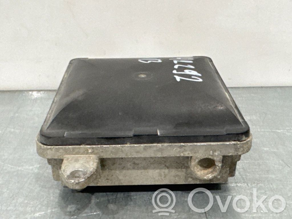 Volkswagen PASSAT B7 Distronic sensor radar 