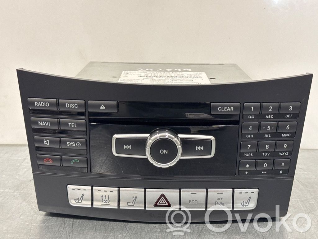 Mercedes-Benz E W212 Unité principale radio / CD / DVD / GPS 