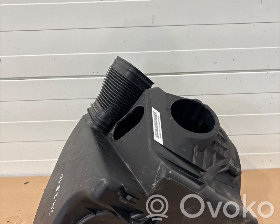 BMW 1 E81 E87 Air filter box 