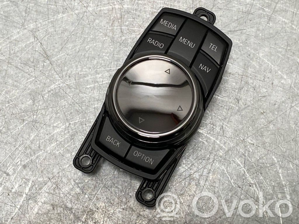 BMW 7 F01 F02 F03 F04 Unitate principală radio/CD/DVD/GPS 