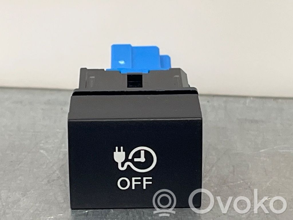 Nissan Ariya Otros interruptores/perillas/selectores 