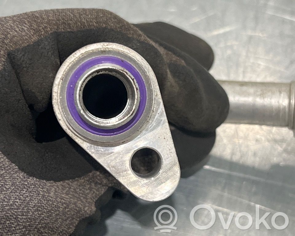 Mercedes-Benz EQB Tubo flessibile aria condizionata (A/C)