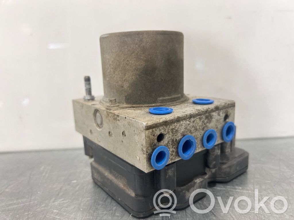 ABS-pumppu   104474600A,110354100A,110354100A,0265956665,104474600A,110354100A