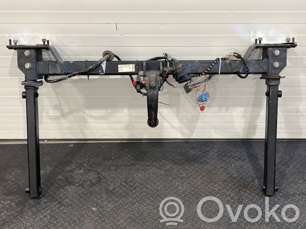 Mercedes-Benz E W212 Tow bar 