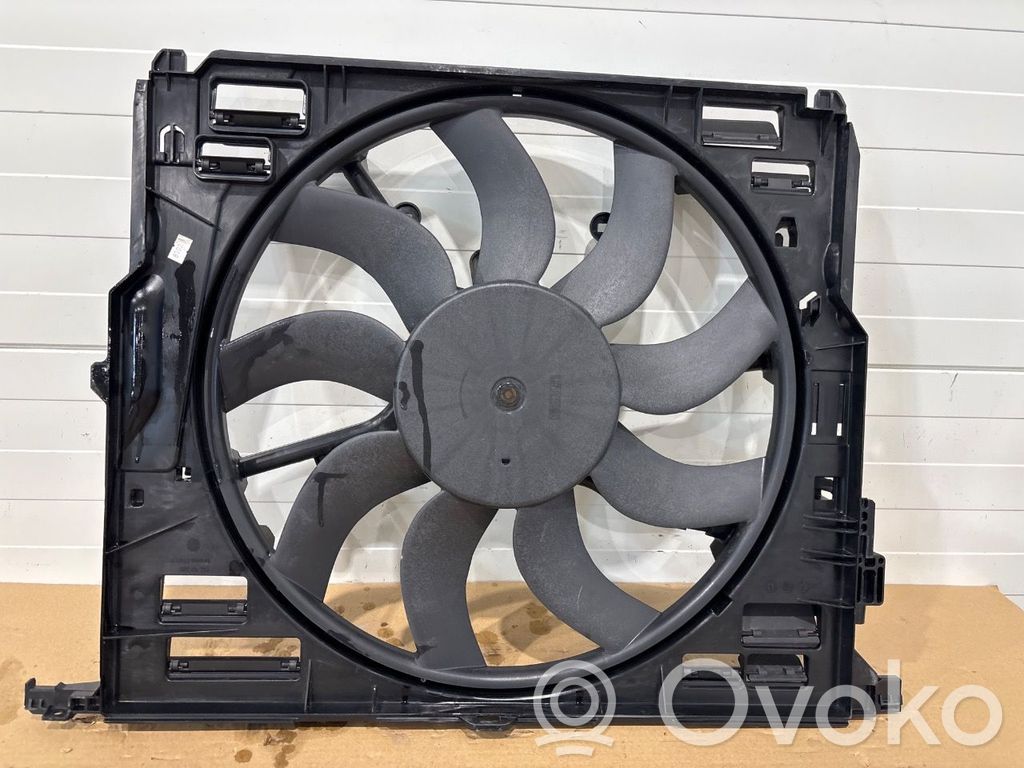 BMW 5 F10 F11 Osłona wentylatora chłodnicy 