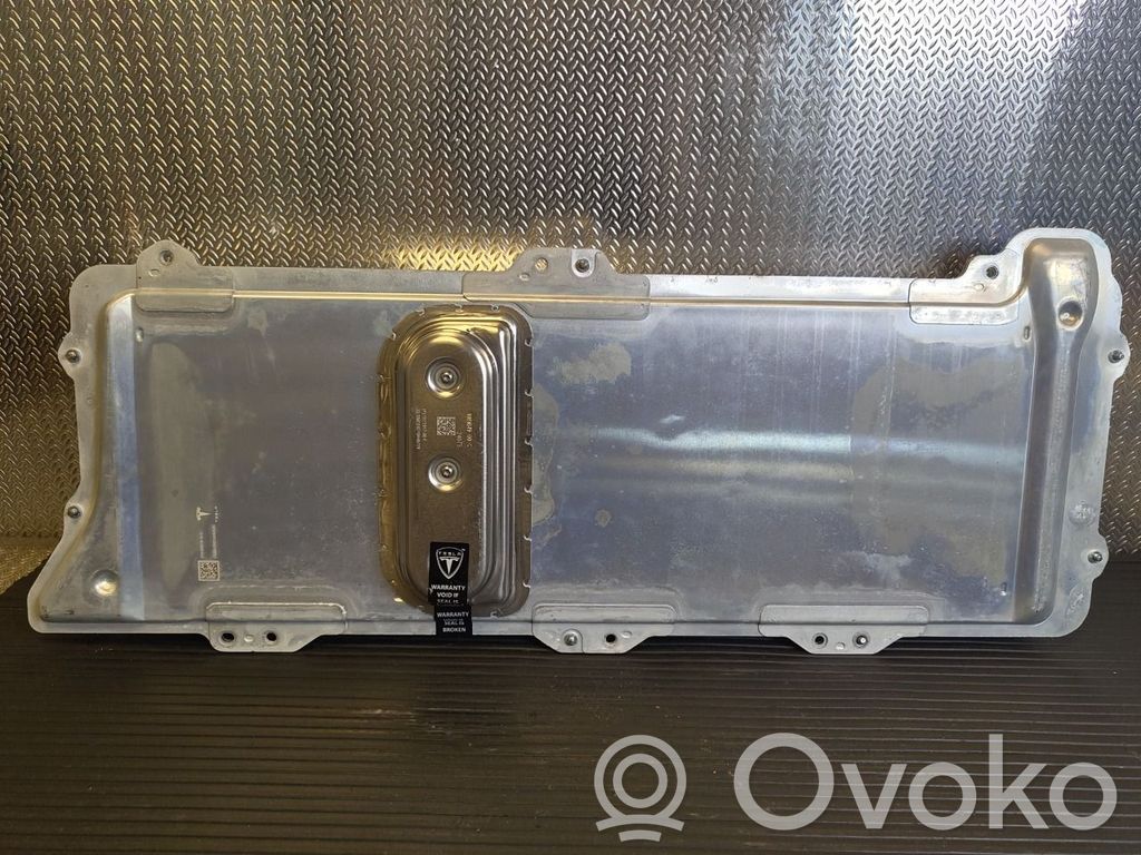 Tesla Model Y Cargador de batería (opcional) 
