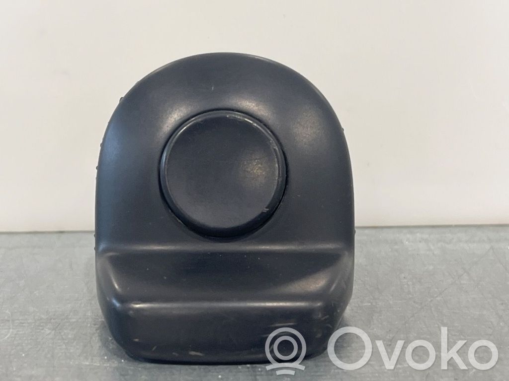 Volkswagen Up Interruptor para abrir la puerta trasera 
