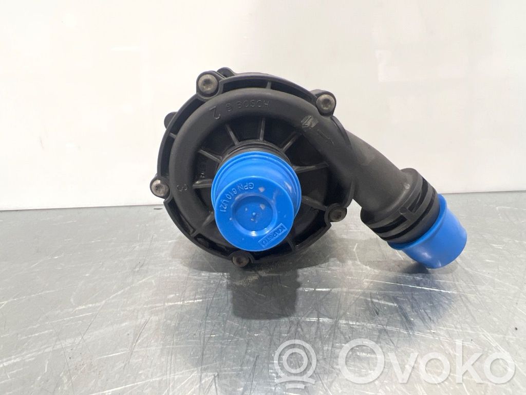 BMW 5 G30 G31 G38 Webasto pompe de circulation d'eau 
