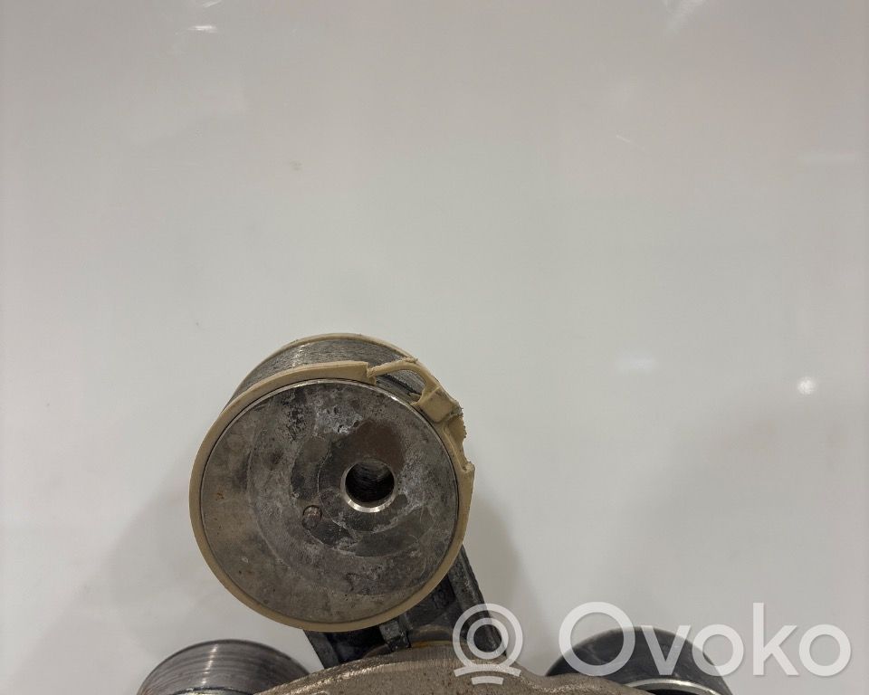 Volvo V60 Tensor de la correa de distribución 