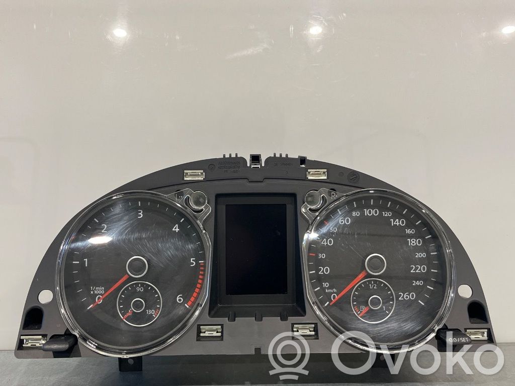 Volkswagen PASSAT B7 Tachimetro (quadro strumenti) 