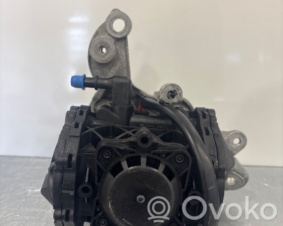 Ford Mondeo MK V Pompa podciśnienia / Vacum 