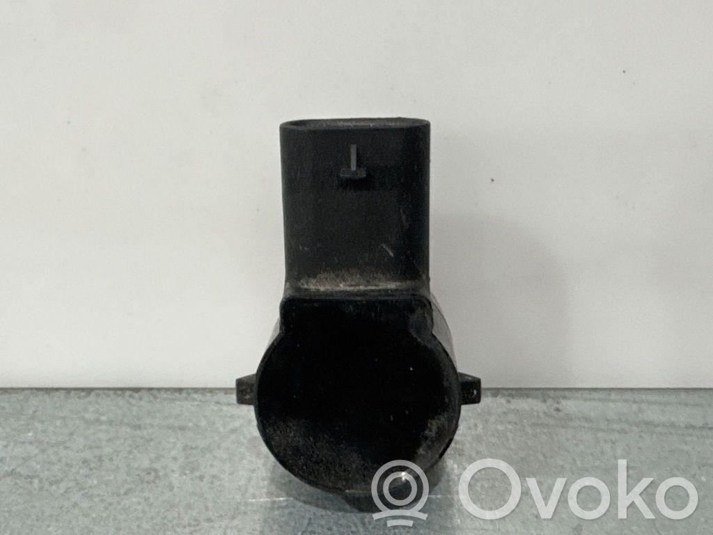 Tesla Model 3 Comutator senzor parcare (PDC) 