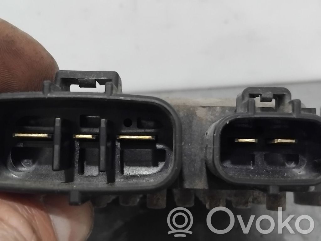 Tesla Model S Coolant fan relay 