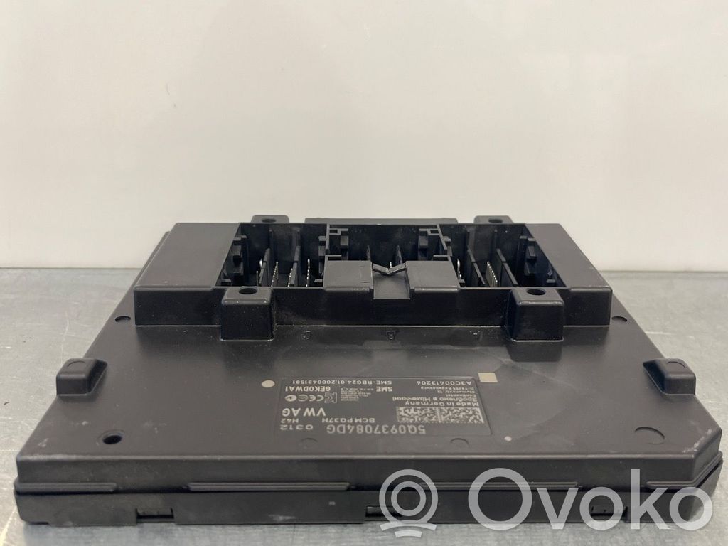 Autres unités de commande / modules   5Q0937084DH,5Q0937084DG,5Q0937084DG,5Q0937084DG,5Q0937084DH