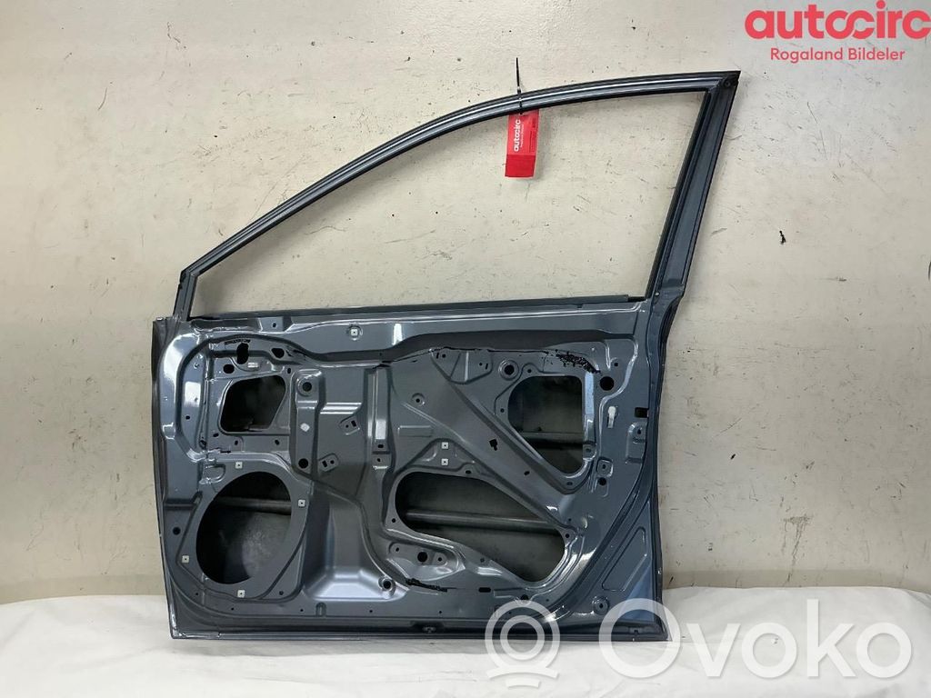 Subaru Outback (BS) Puerta delantera 