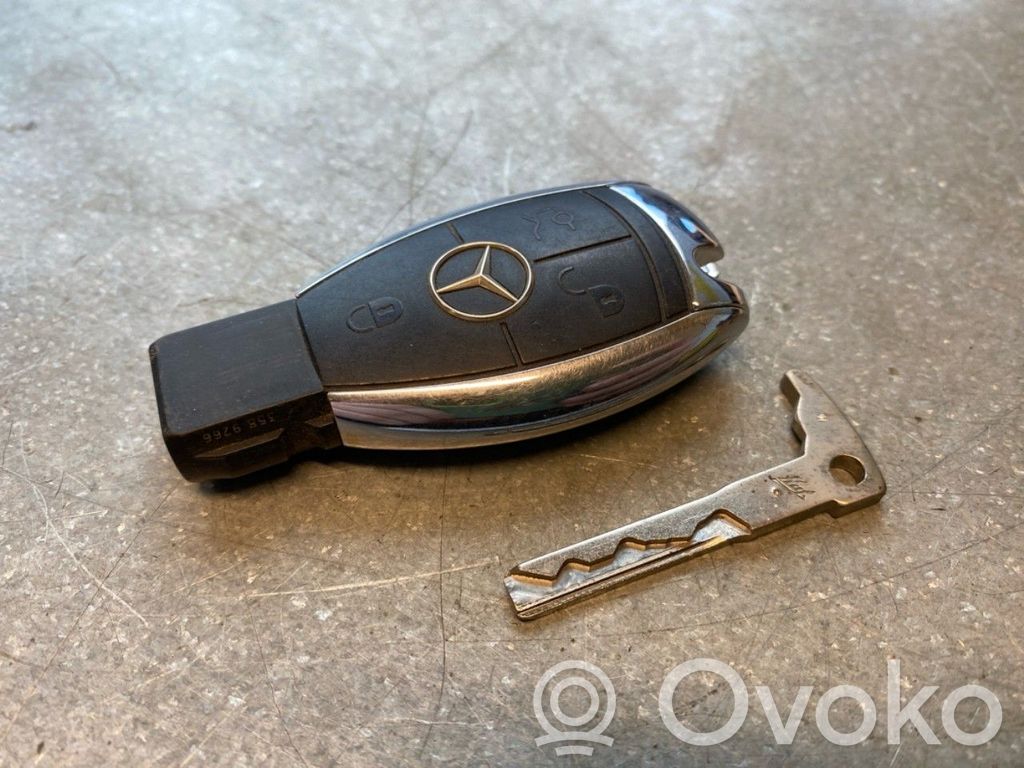 Mercedes-Benz E W211 Cheie/telecomandă contact