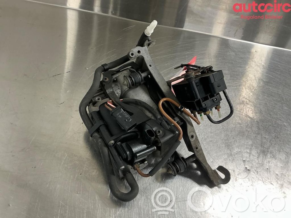 Mercedes-Benz GLC X253 C253 Kompresor zawieszenia tylnego pneumatycznego
