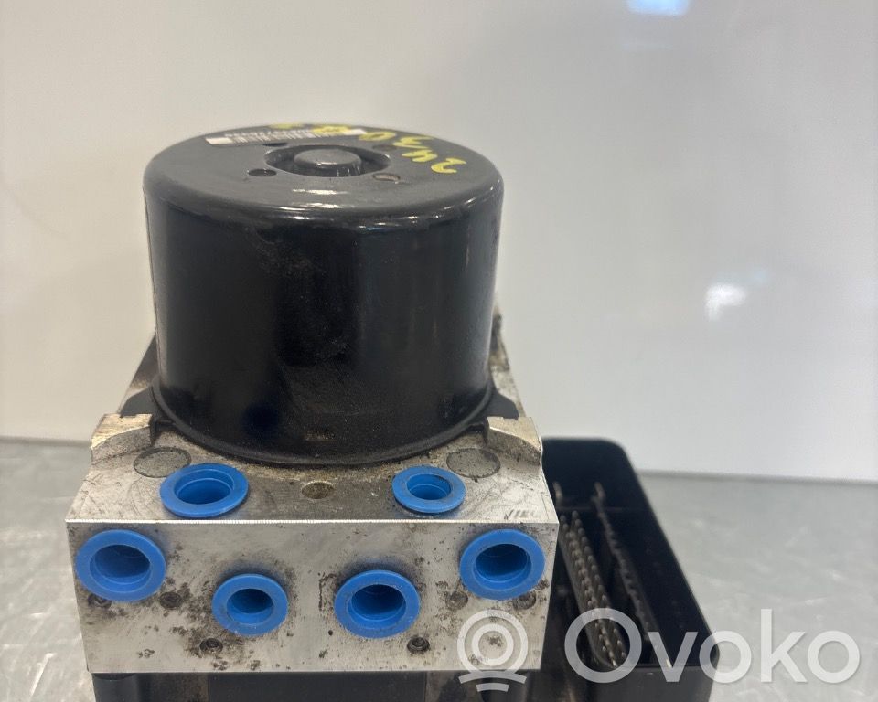 Ford Kuga II ABS bloks 