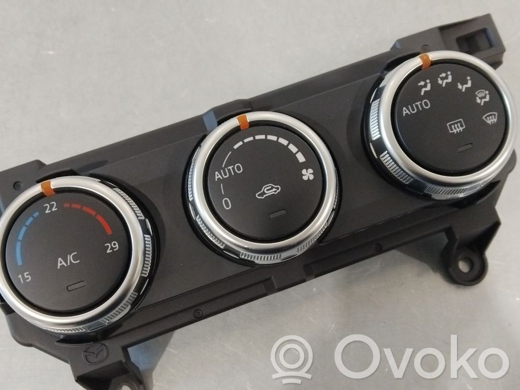 Mazda CX-3 Climate control/heater control trim 