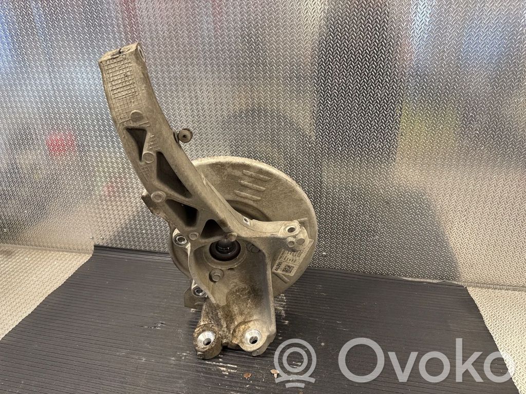 Tesla Model Y Achsschenkel vorne 