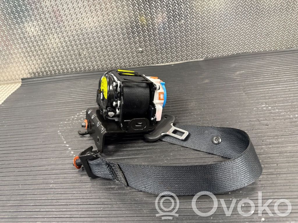 Hyundai Kona I Cinturón trasero