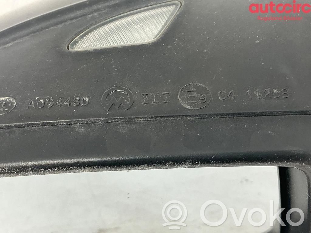 Volkswagen Touran III Elektryczne lusterko boczne drzwi 