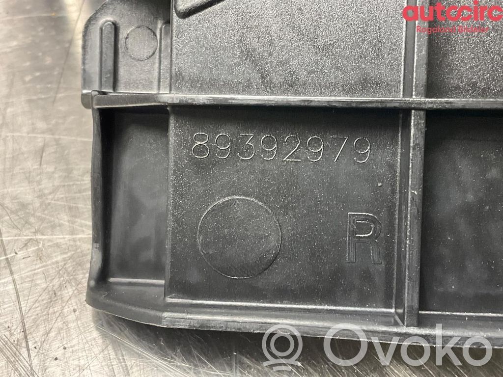 Audi A5 8T 8F Support phare frontale 
