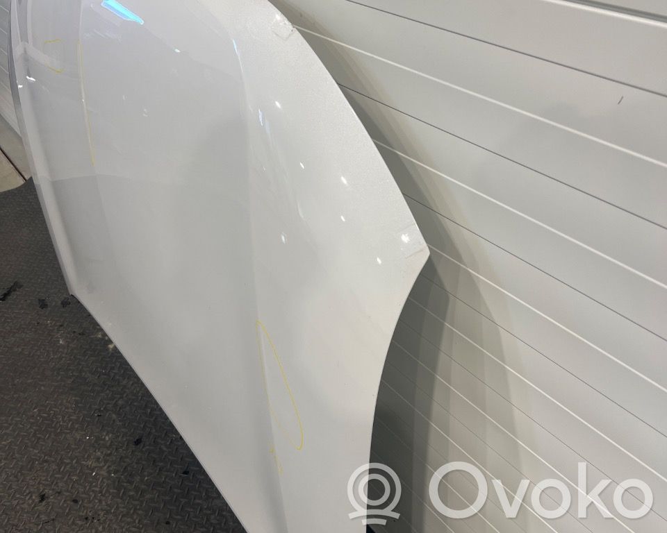 Mitsubishi Outlander Капот двигателя 