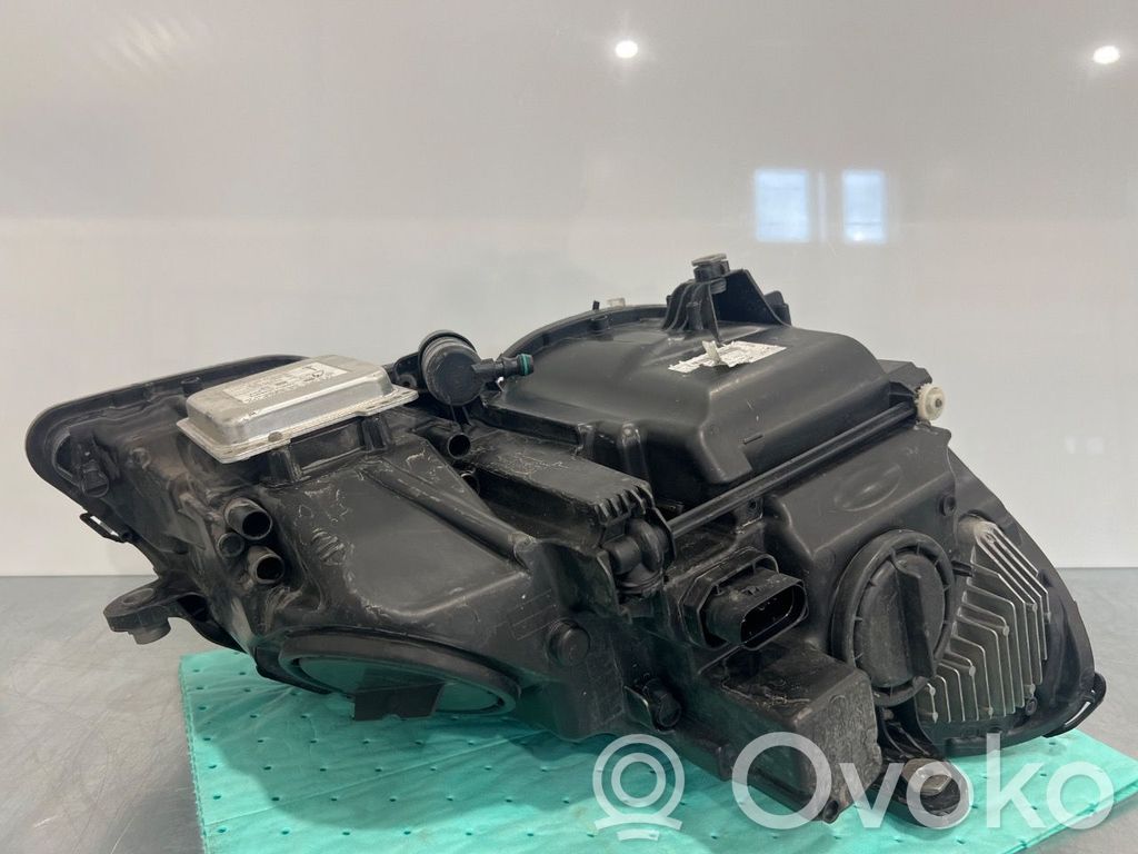 Mercedes-Benz E W212 Lampa przednia 