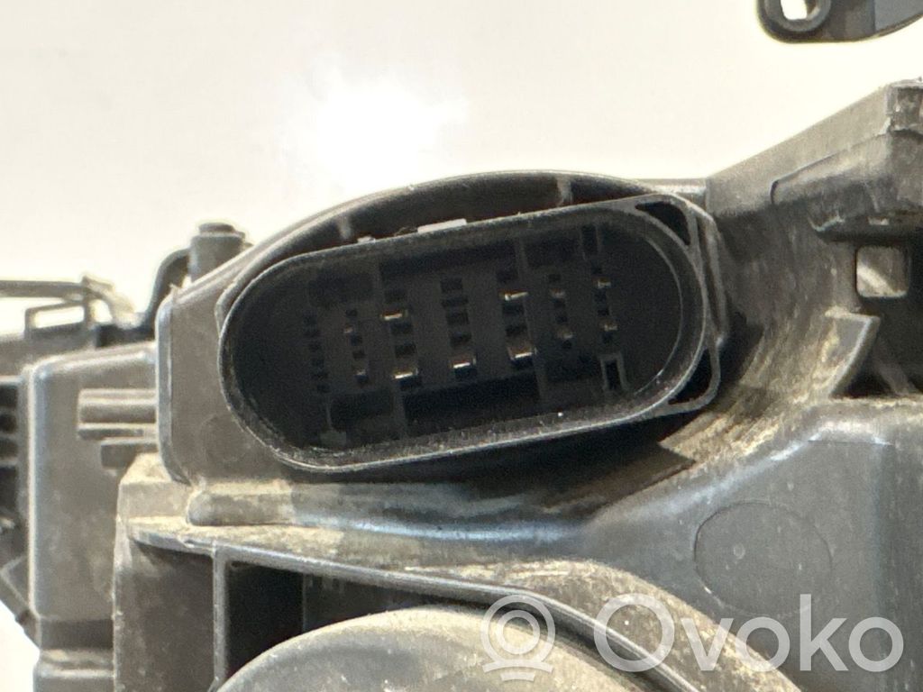 Audi A4 S4 B8 8K Scheinwerfer 