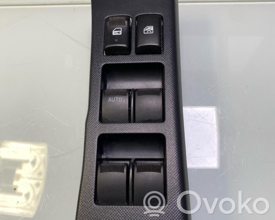 Isuzu D-Max Electric window control switch 