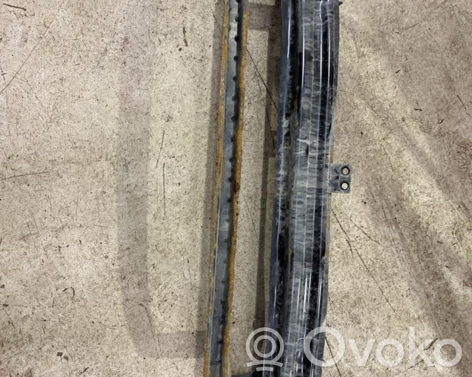 Volkswagen Tiguan Belka zderzaka przedniego 
