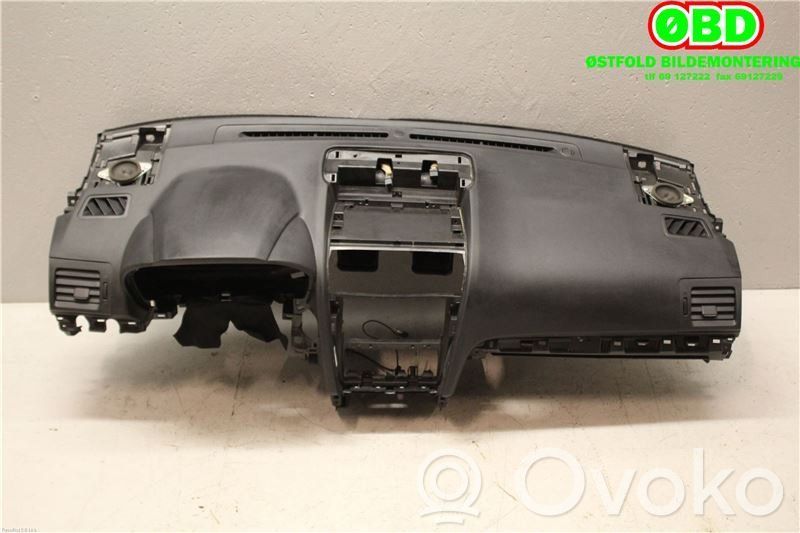 Subaru XV I Panelė 