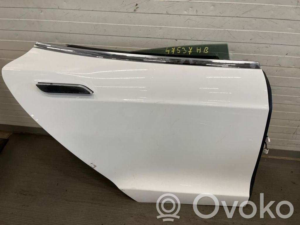 Tesla Model S Portiera posteriore 