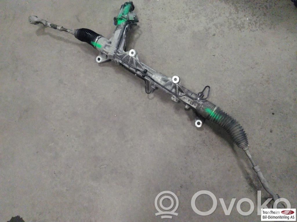 BMW M5 Vairo kolonėlė 