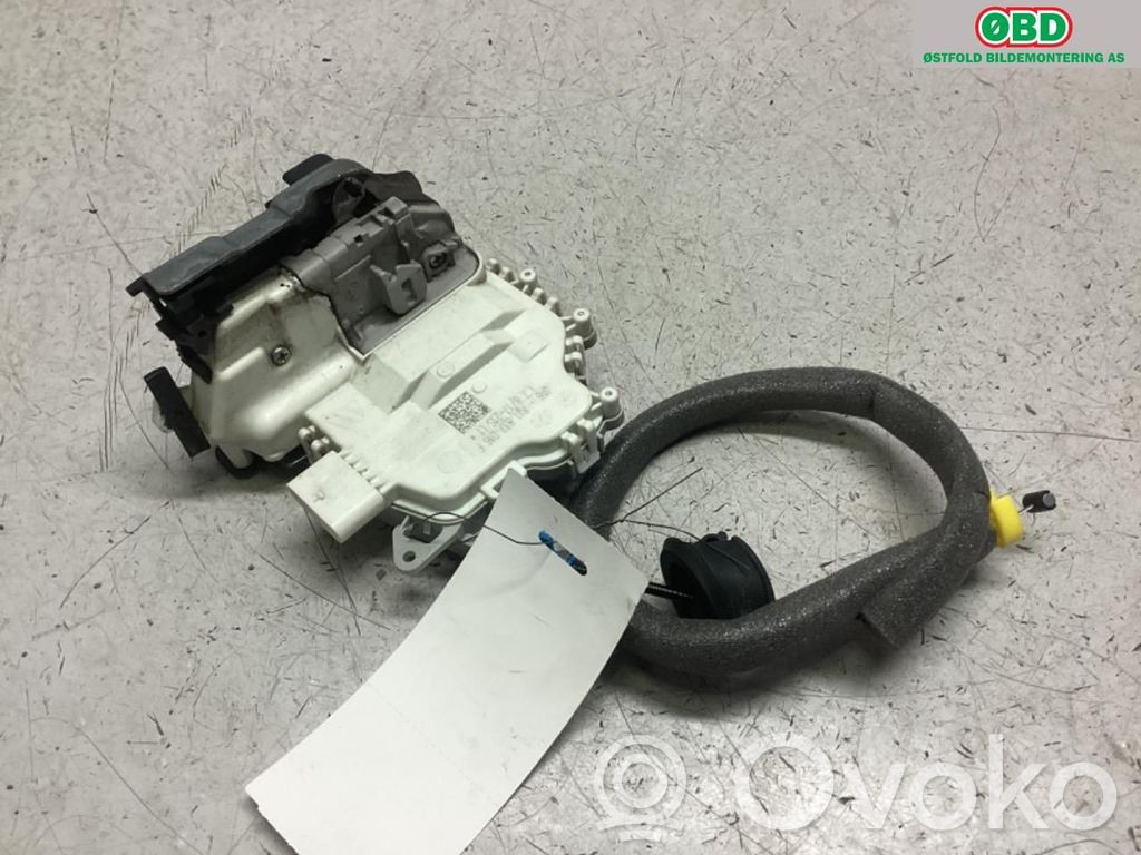 Audi Q3 8U Zamek drzwi przednich 