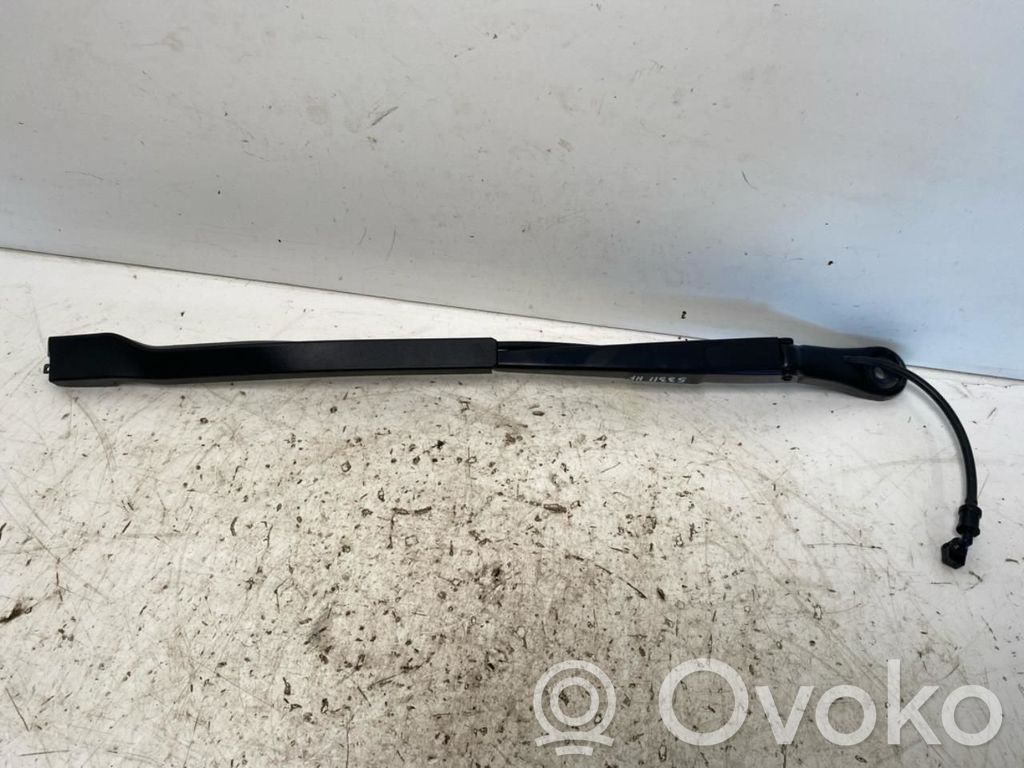 BMW M3 G80 Braccio della spazzola tergicristallo anteriore 