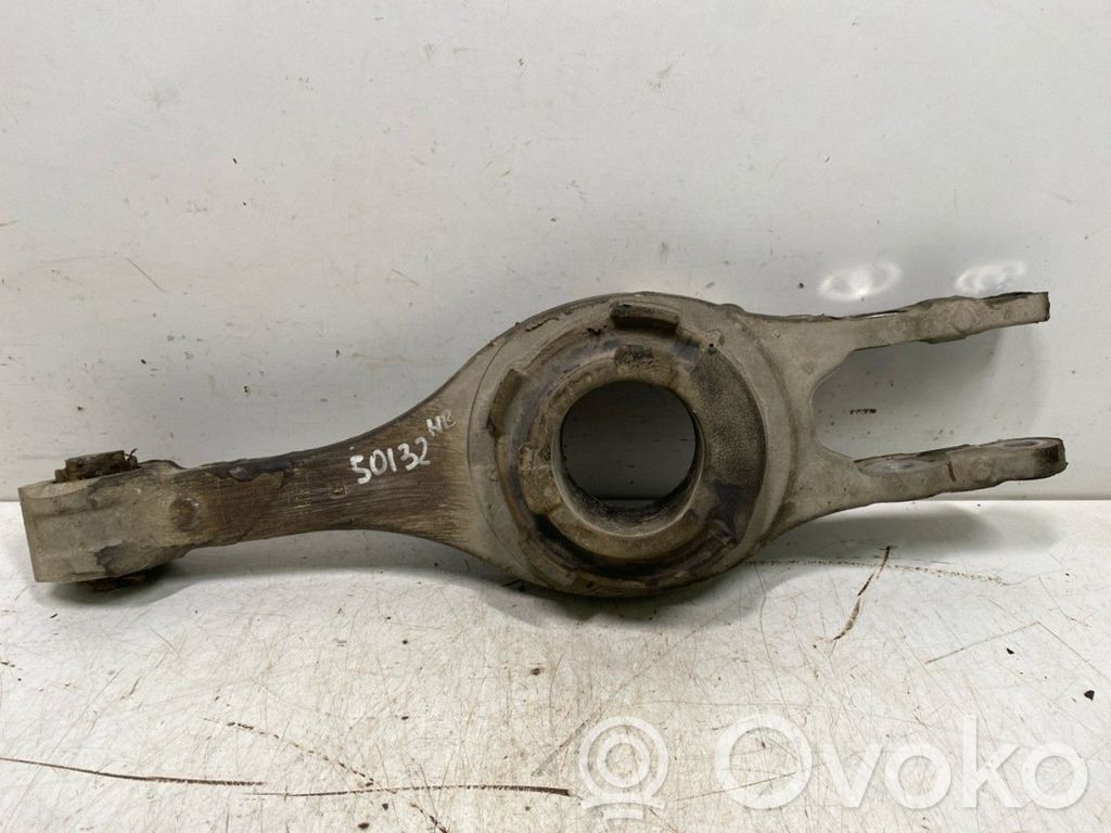 KIA EV6 Рычаг 